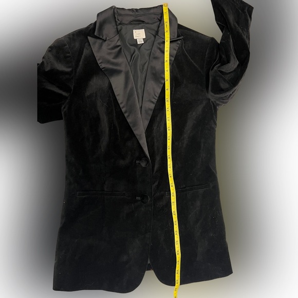 A New Day Black Velvet, Satin, & Buttons Blazer – Size 6  FLAW  Night Out Party - Picture 10 of 10